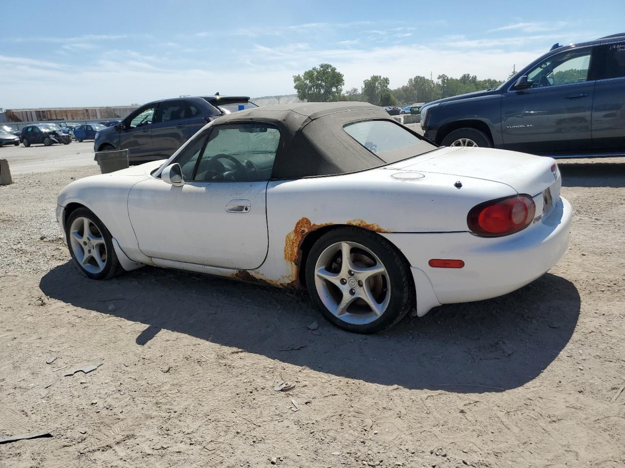 2003 MAZDA MX-5 Miata