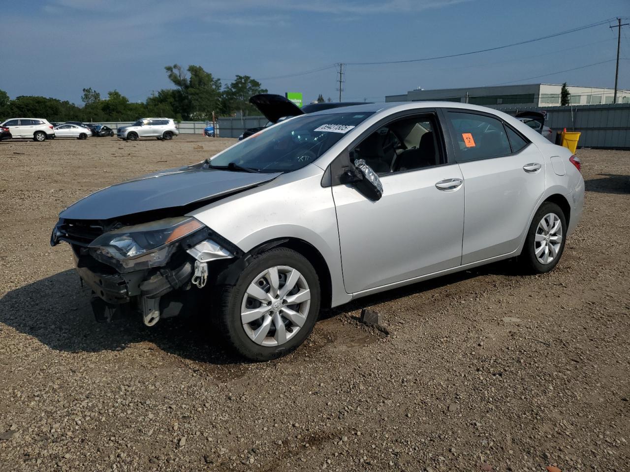 2015 TOYOTA COROLLA