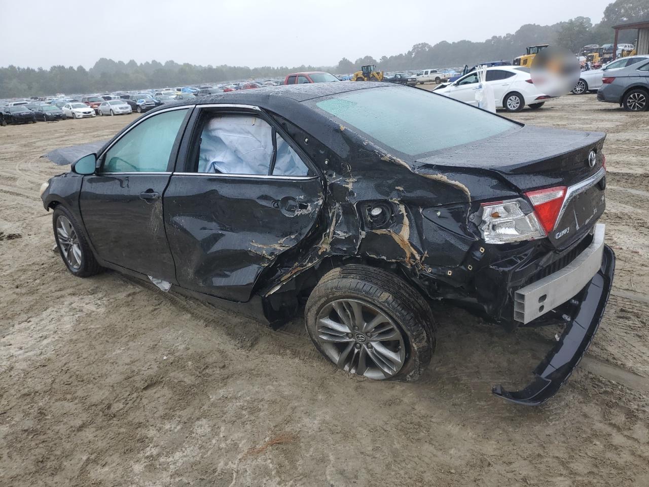 2016 TOYOTA CAMRY