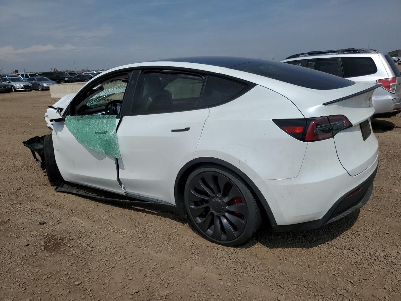 2024 TESLA MODEL Y