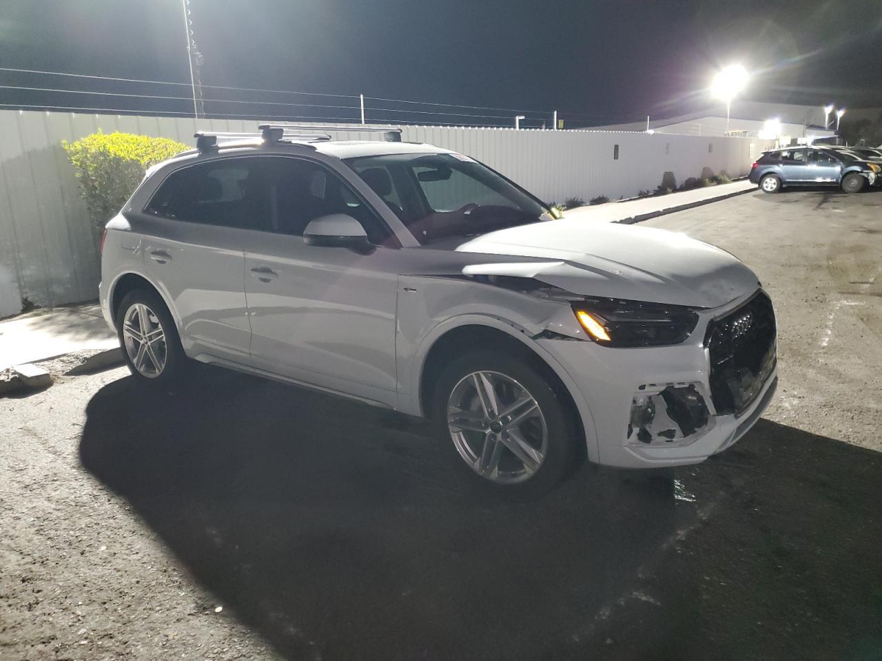 2024 AUDI Q5