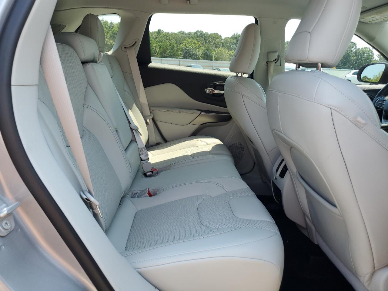 2020 JEEP CHEROKEE