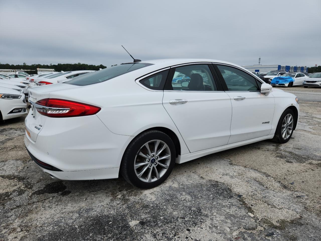 2017 FORD FUSION