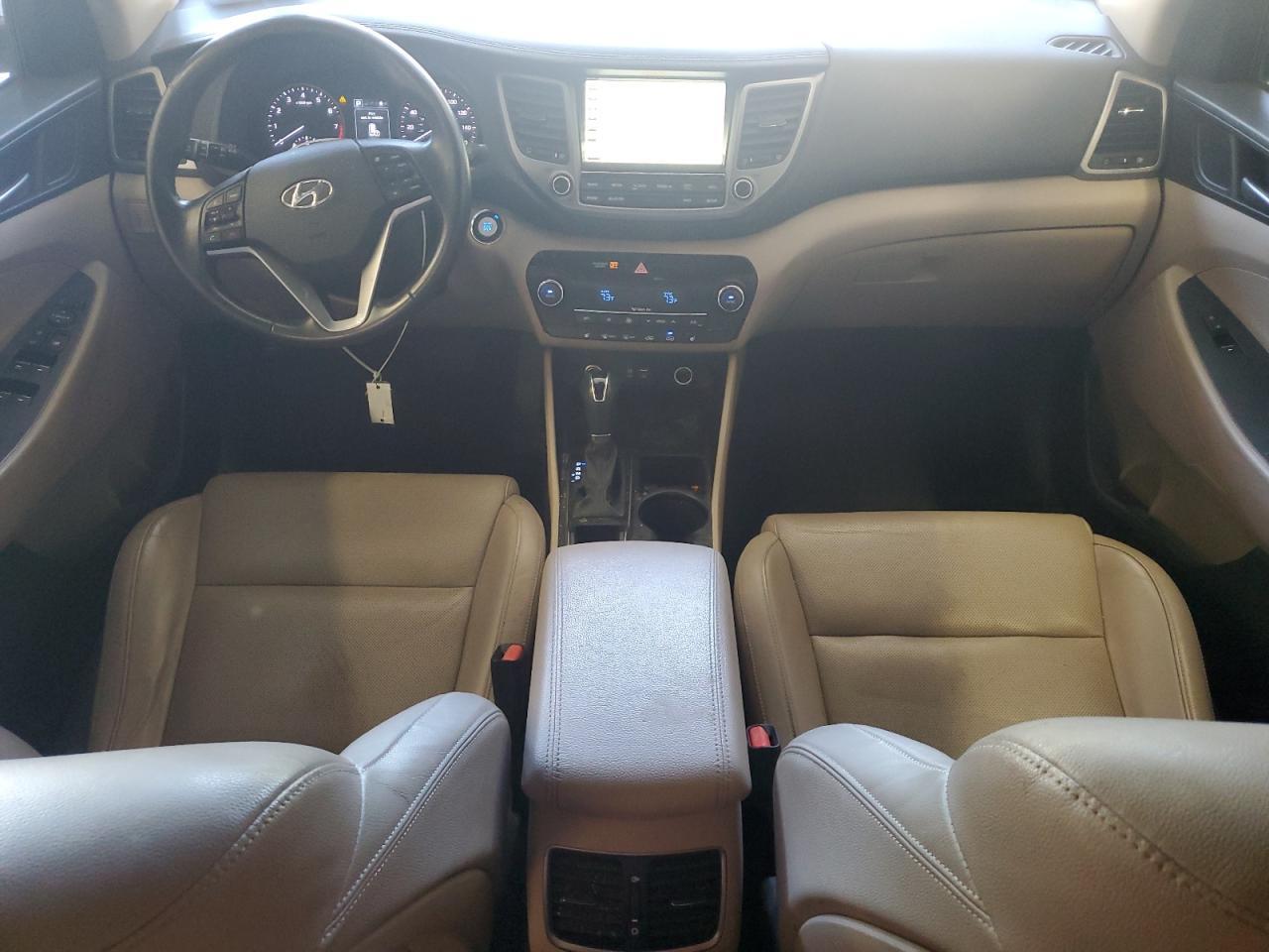 2016 HYUNDAI TUCSON