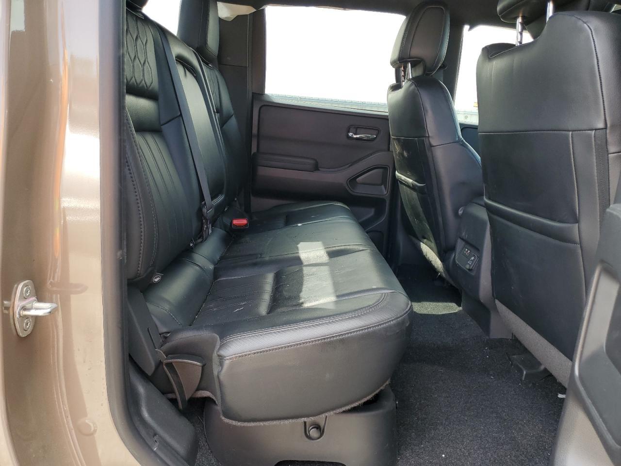 2022 NISSAN Frontier