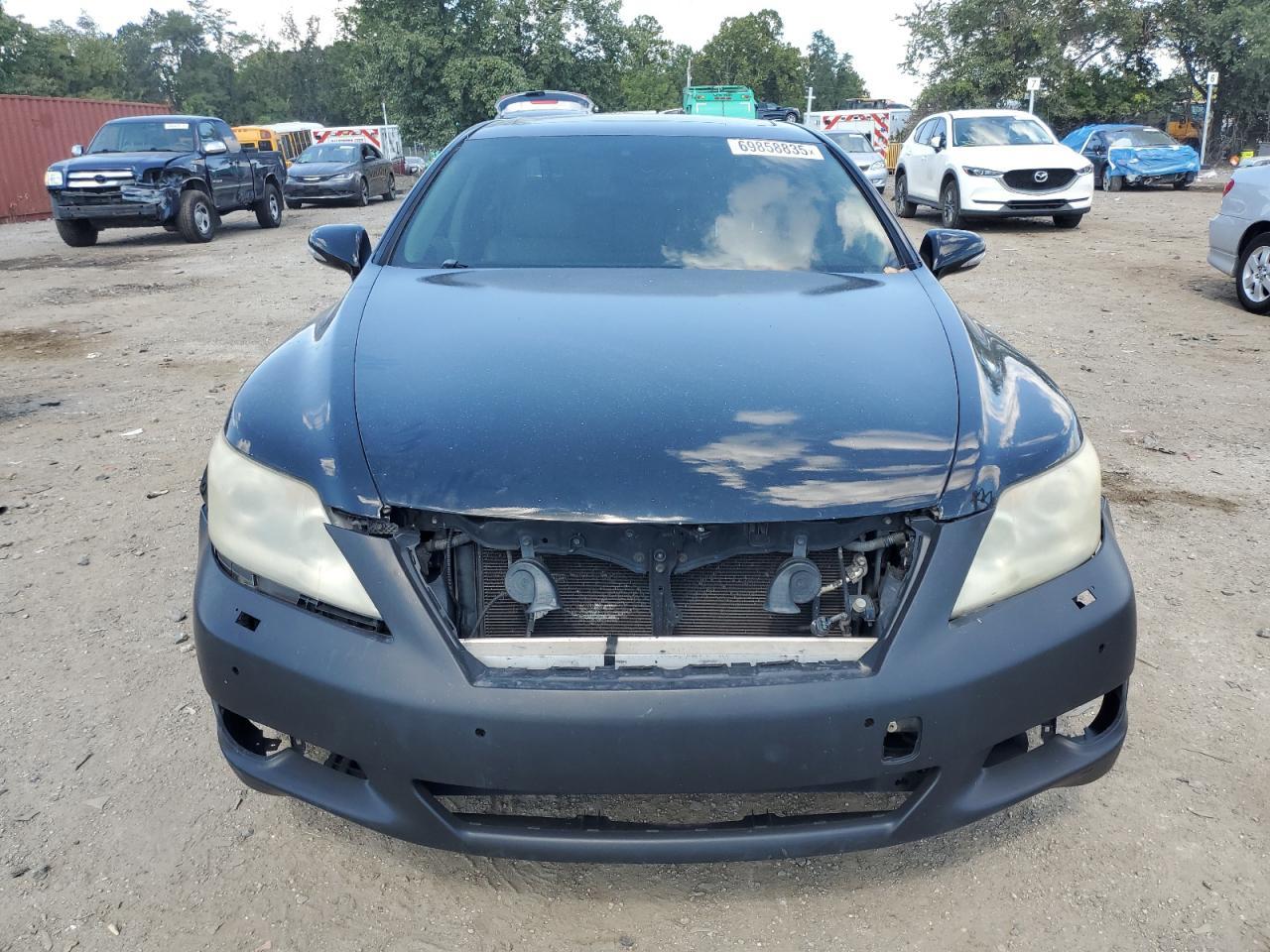 2011 LEXUS LS 460