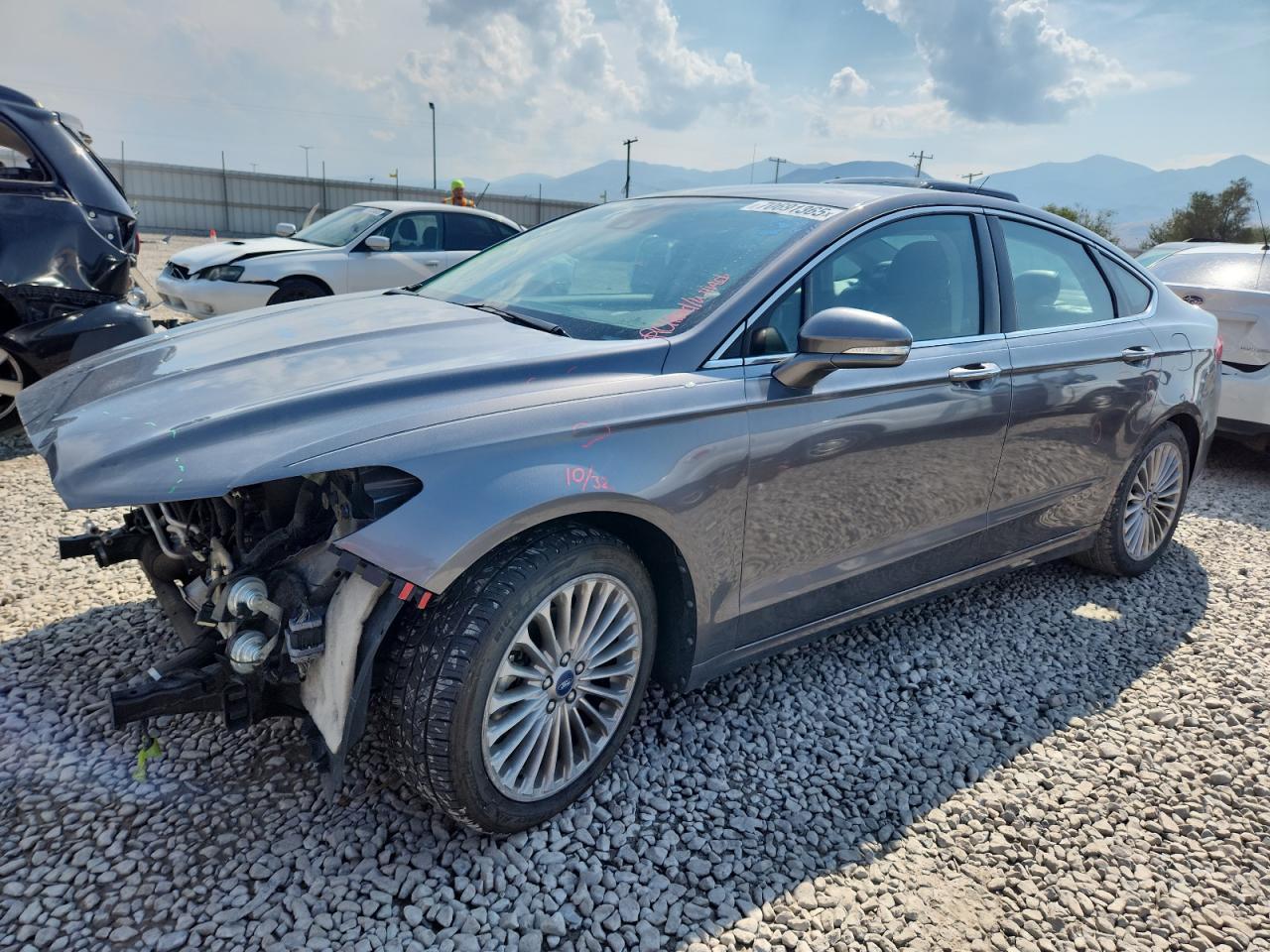 2013 FORD FUSION