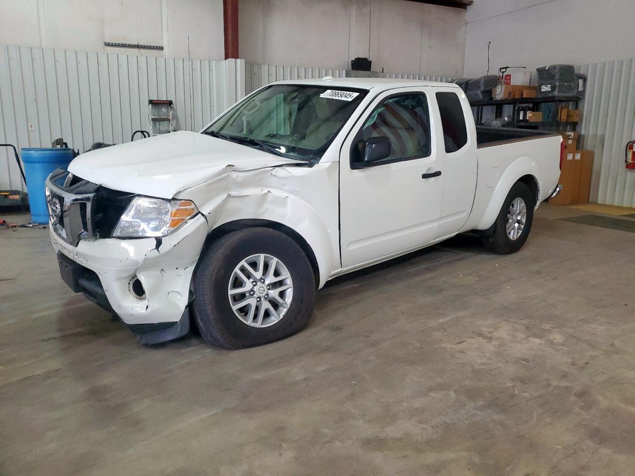 2017 NISSAN Frontier