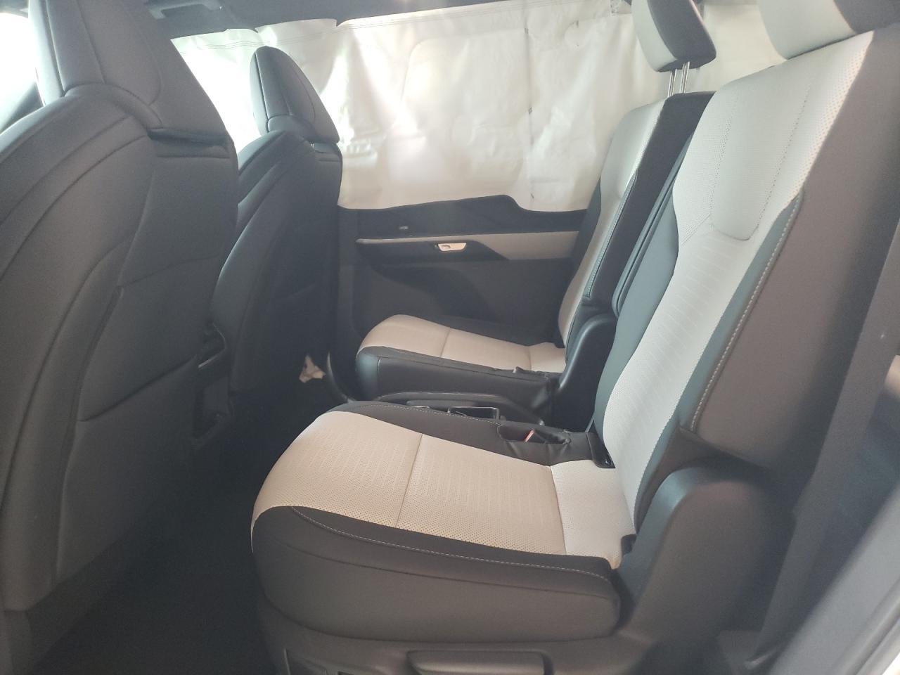 2025 LEXUS TX 350