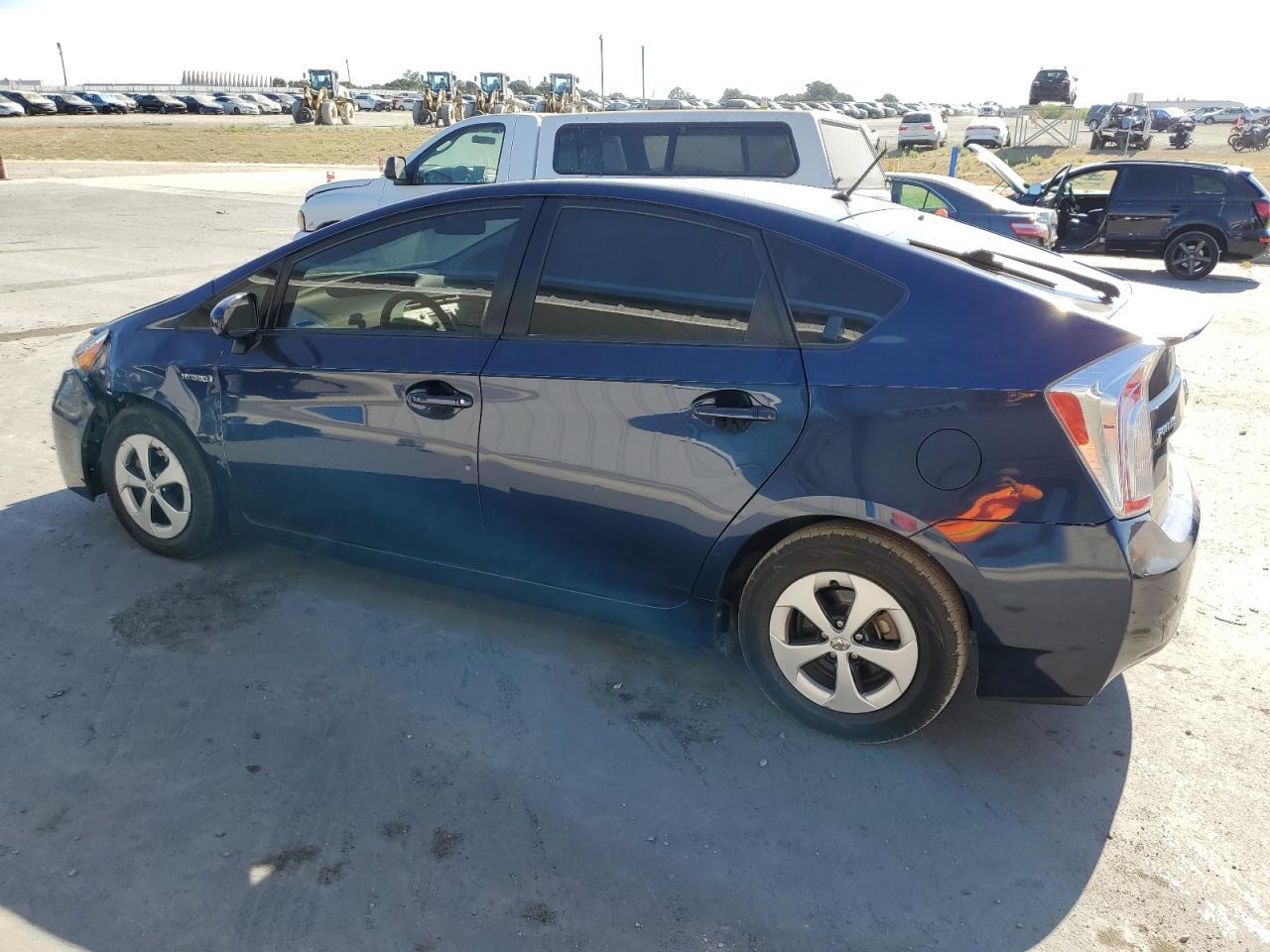 2015 TOYOTA PRIUS