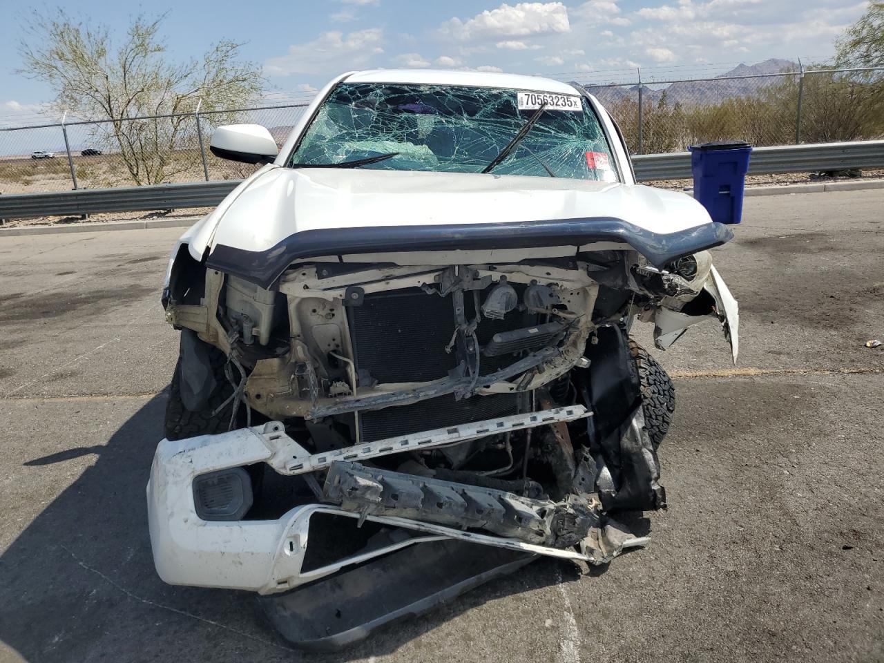 2016 TOYOTA TACOMA
