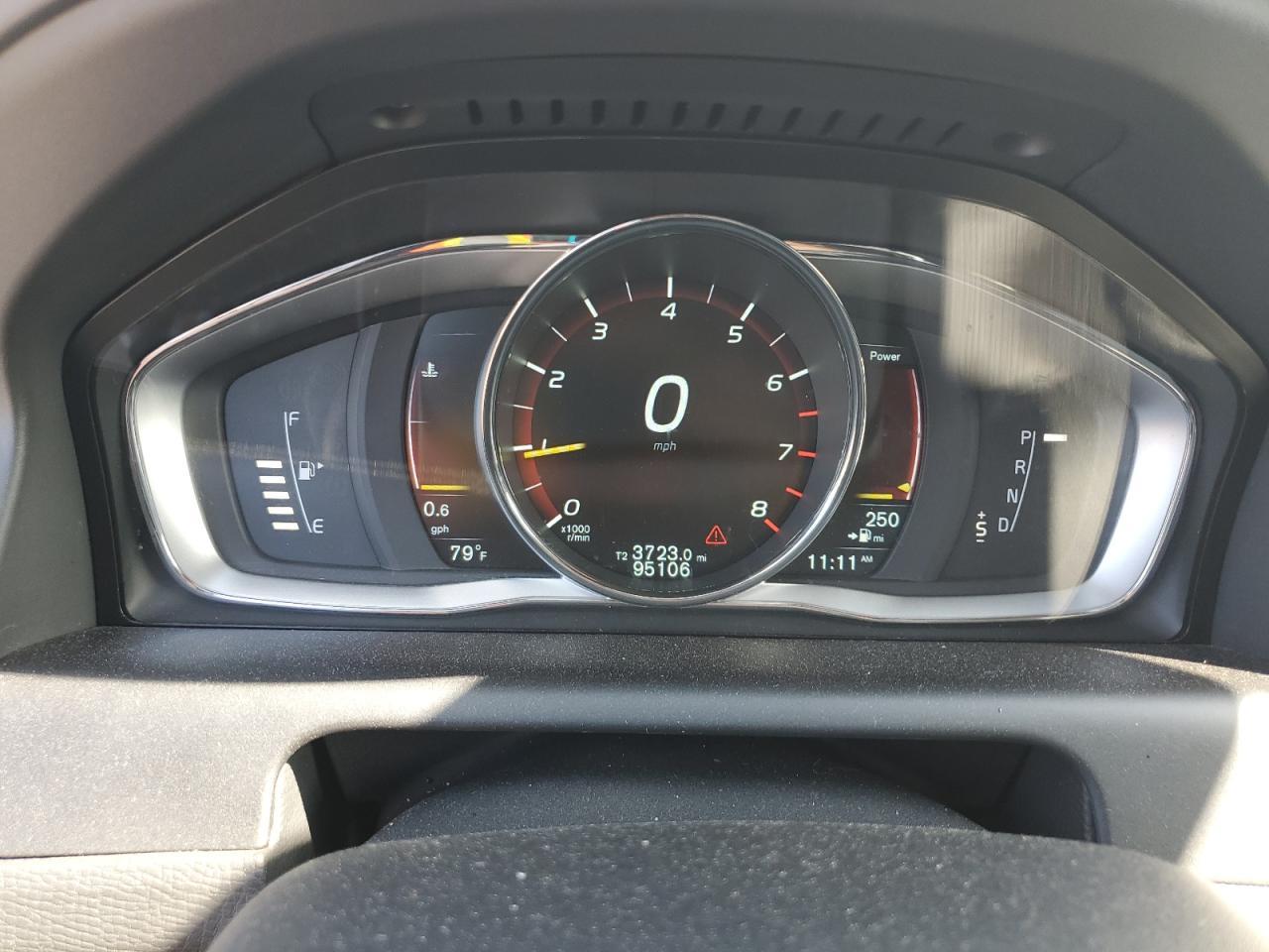 2015 VOLVO XC60