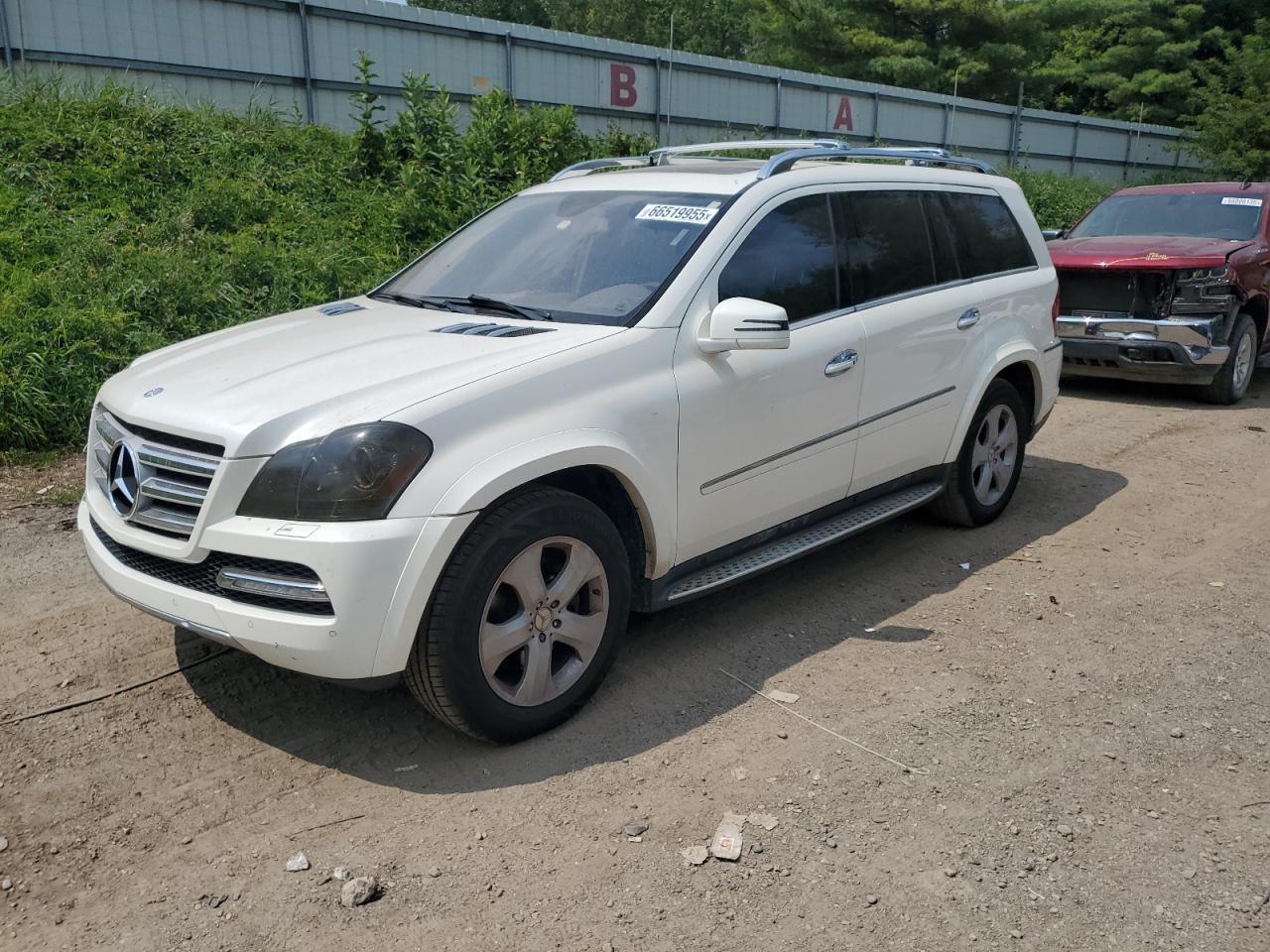 2011 MERCEDES-BENZ GL-Class