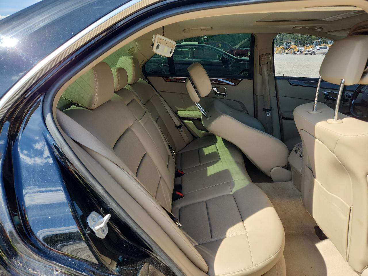 2012 MERCEDES-BENZ E-Class