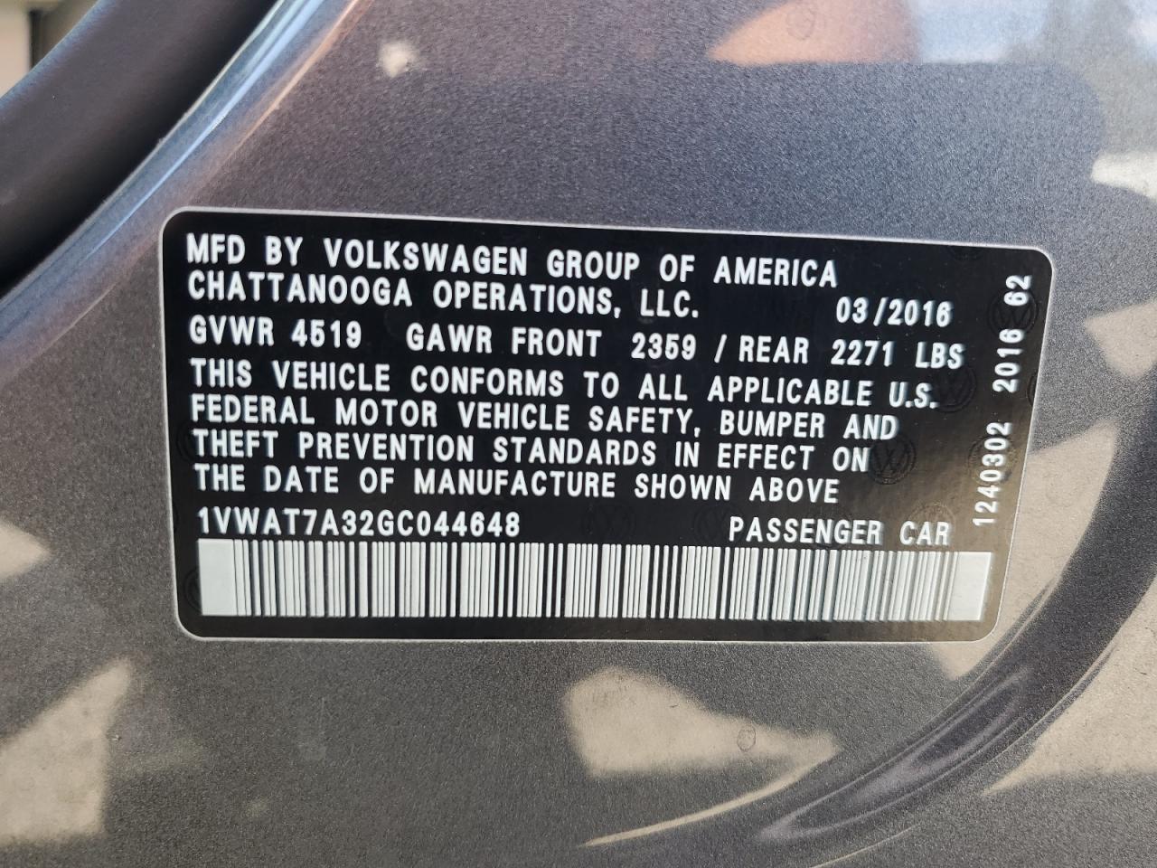 2016 VOLKSWAGEN Passat