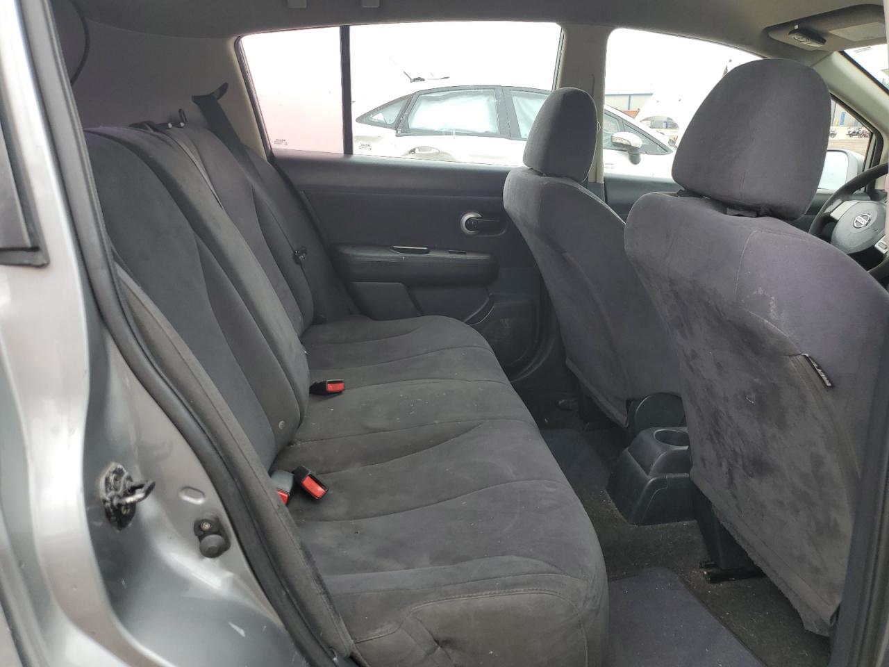2009 NISSAN VERSA