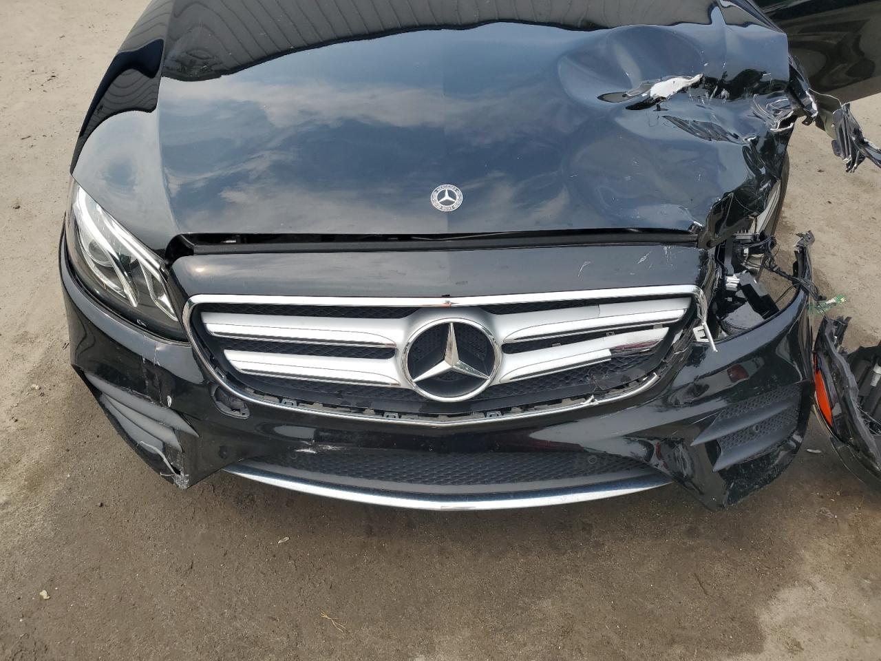 2017 MERCEDES-BENZ E-Class