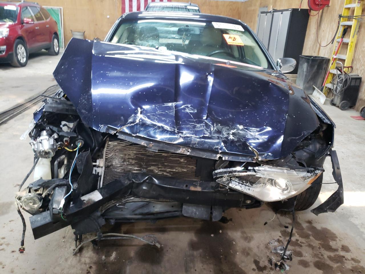2012 CHRYSLER 200