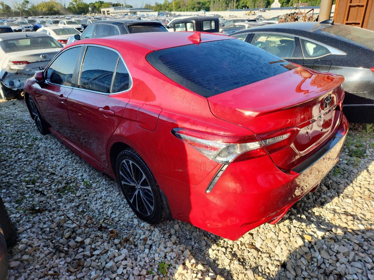 2019 TOYOTA CAMRY