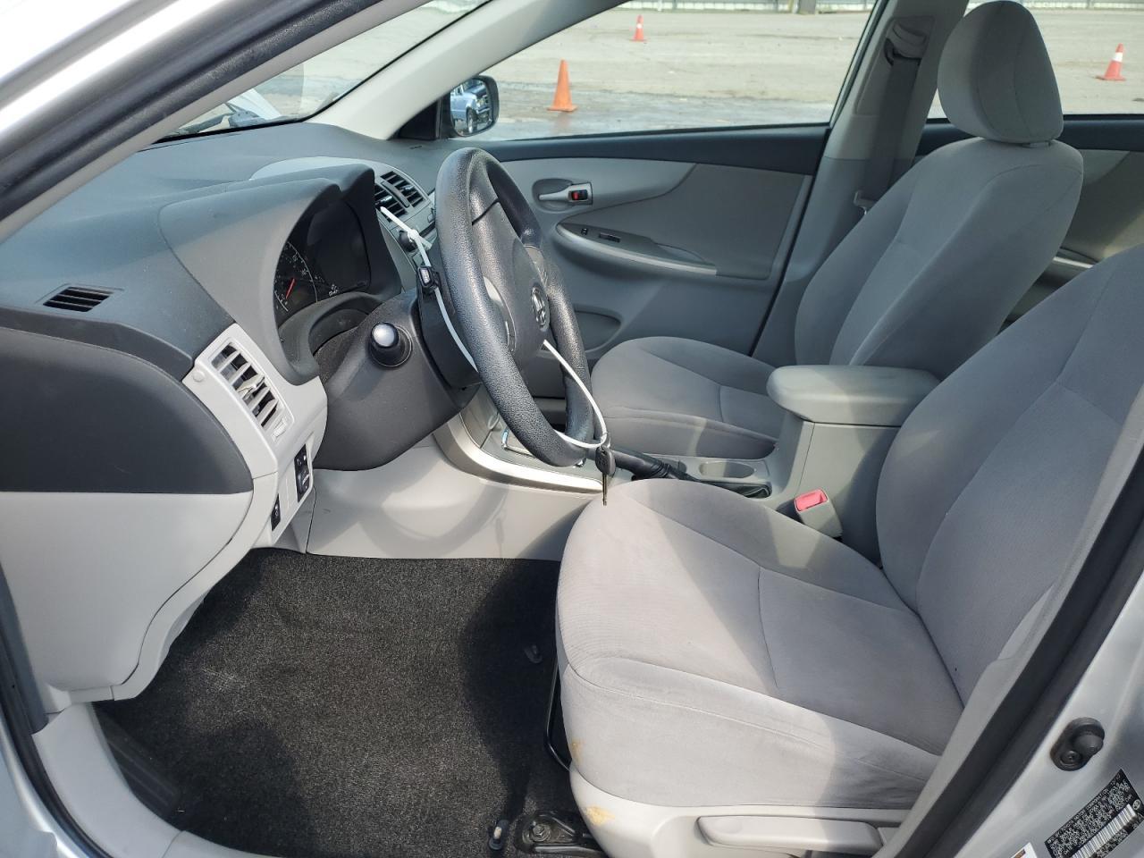 2011 TOYOTA COROLLA
