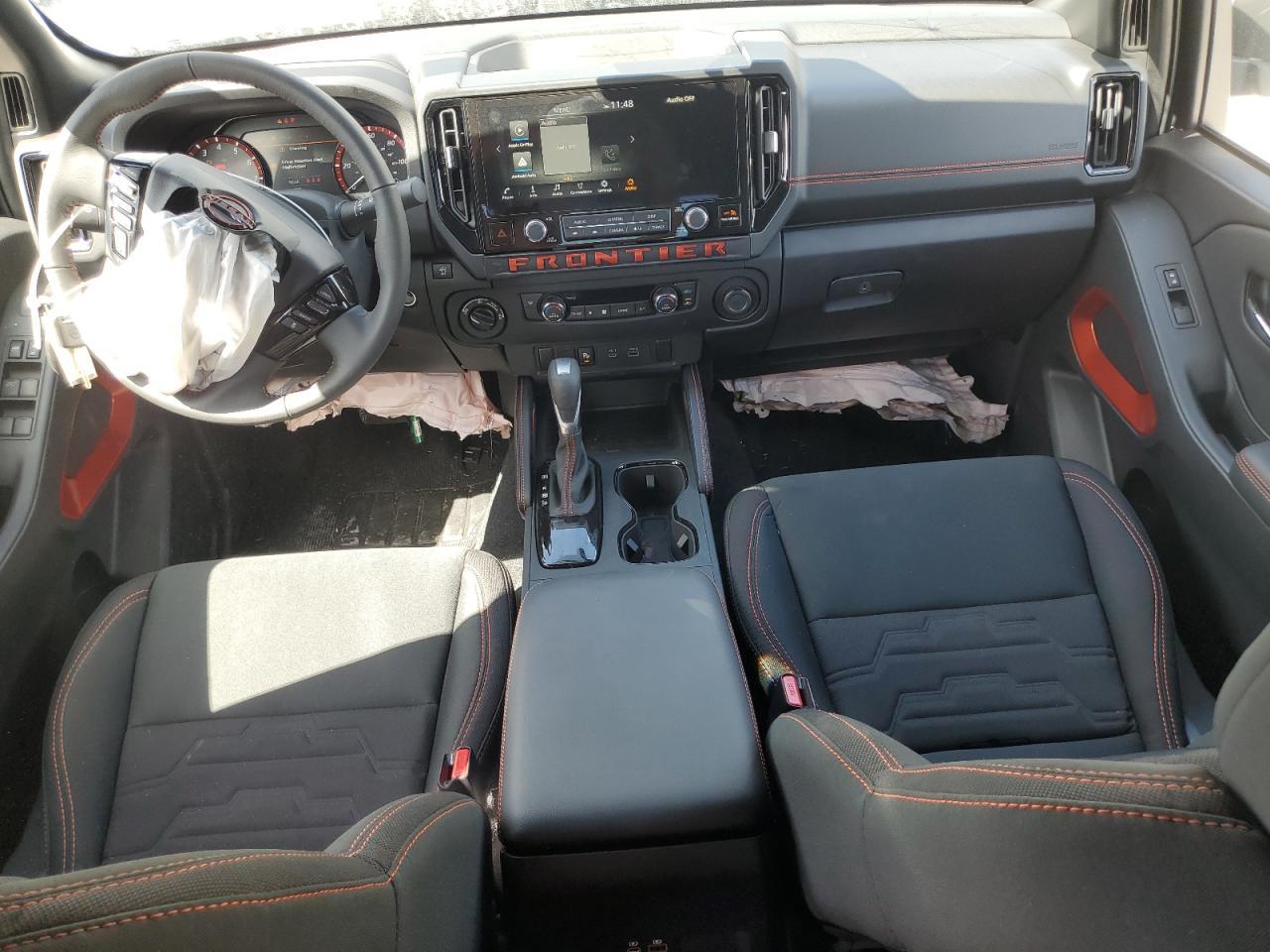 2025 NISSAN Frontier