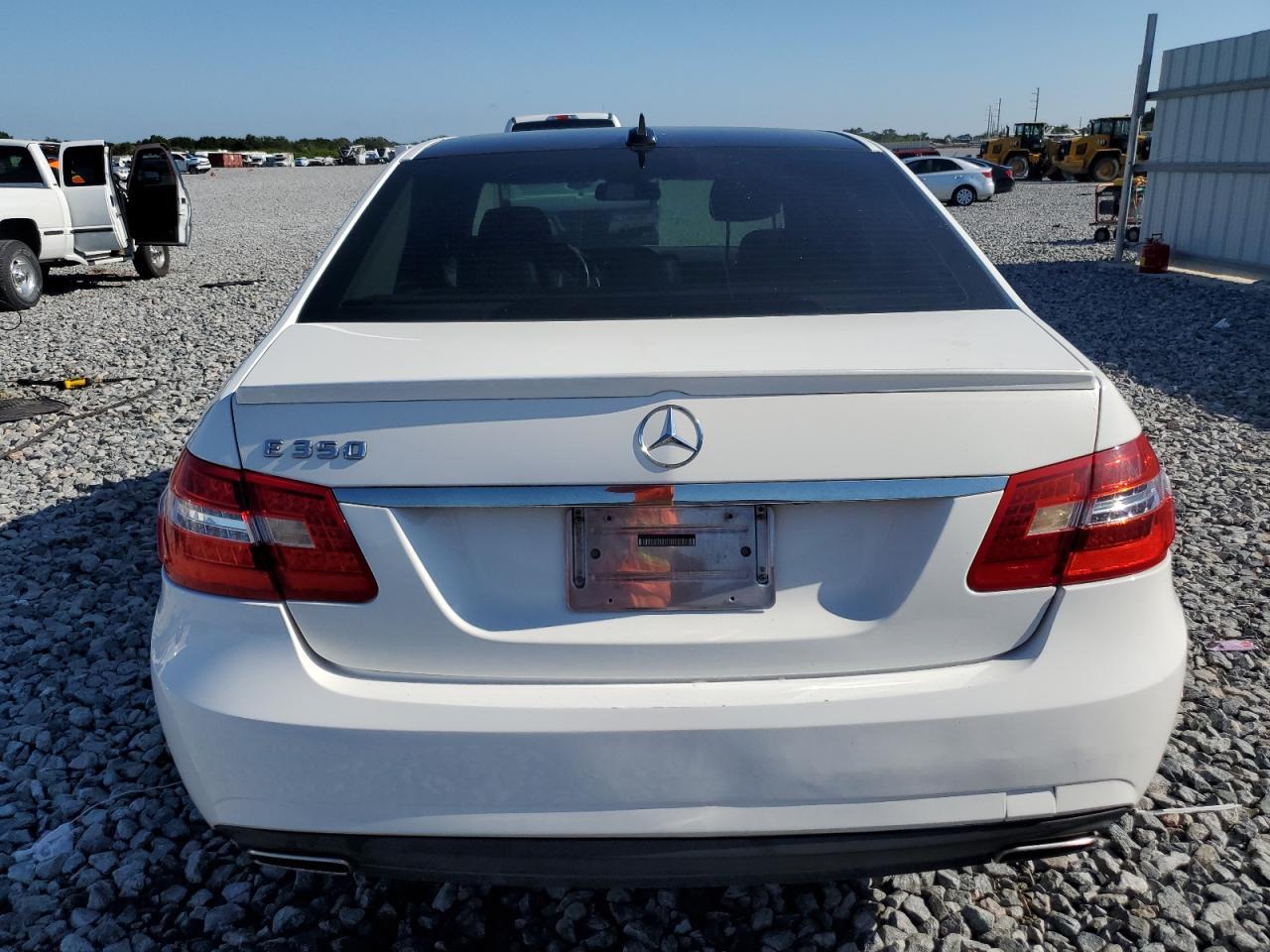 2013 MERCEDES-BENZ E-Class