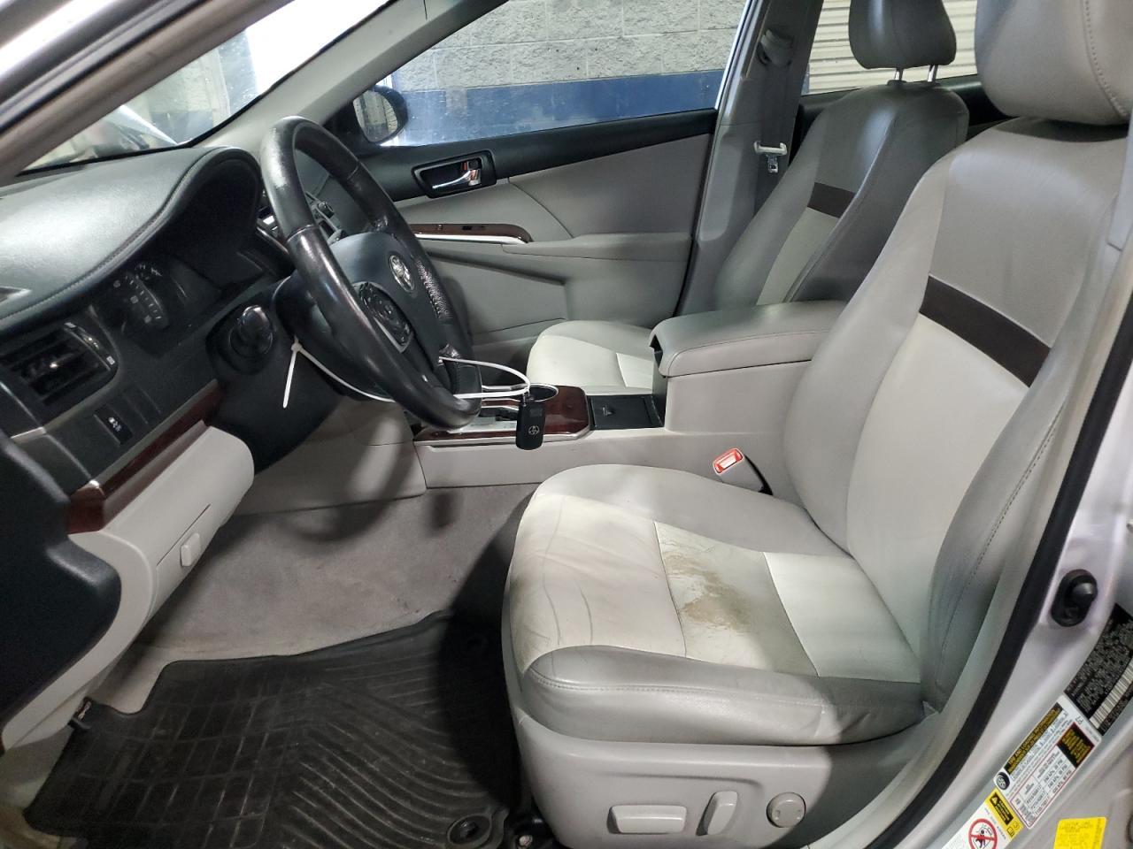 2012 TOYOTA CAMRY