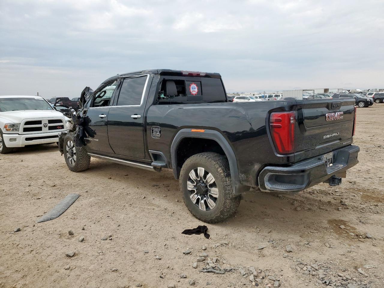 2024 GMC Sierra