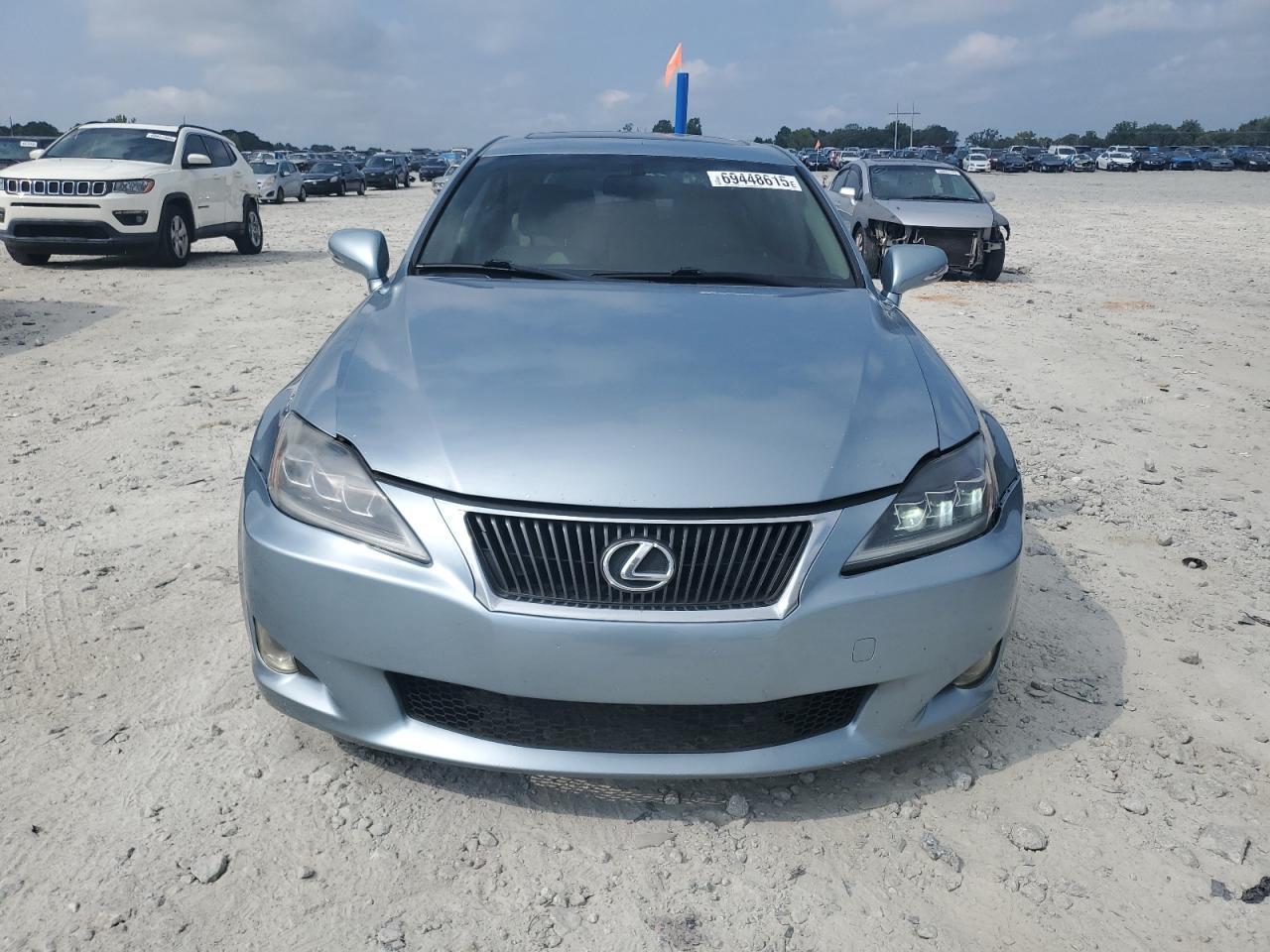 2009 LEXUS Is