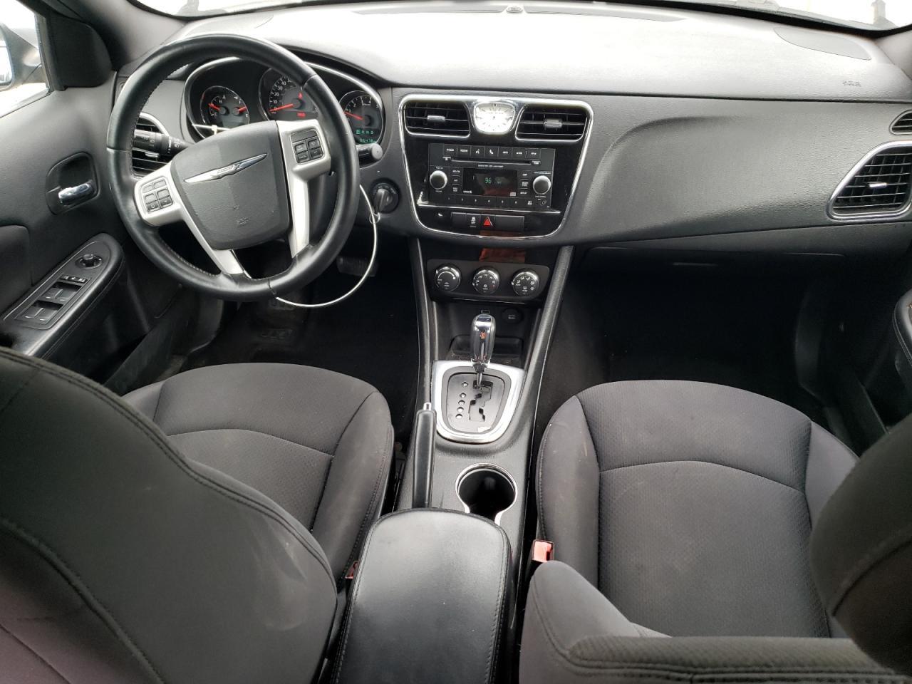 2014 CHRYSLER 200