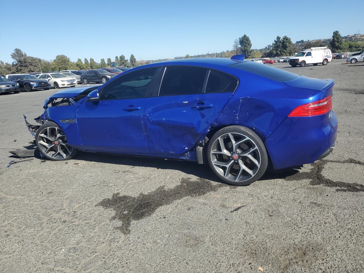 2017 JAGUAR XE