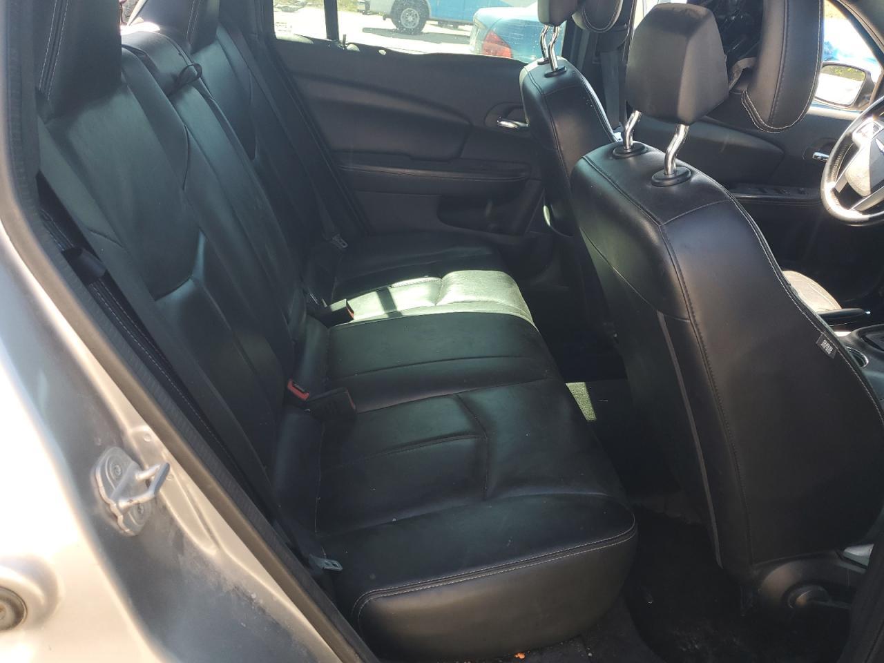 2014 CHRYSLER 200