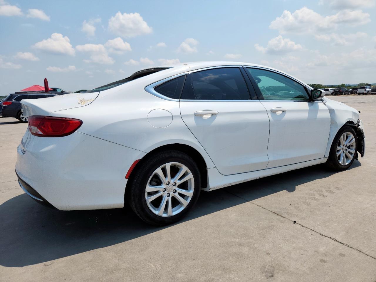 2016 CHRYSLER 200