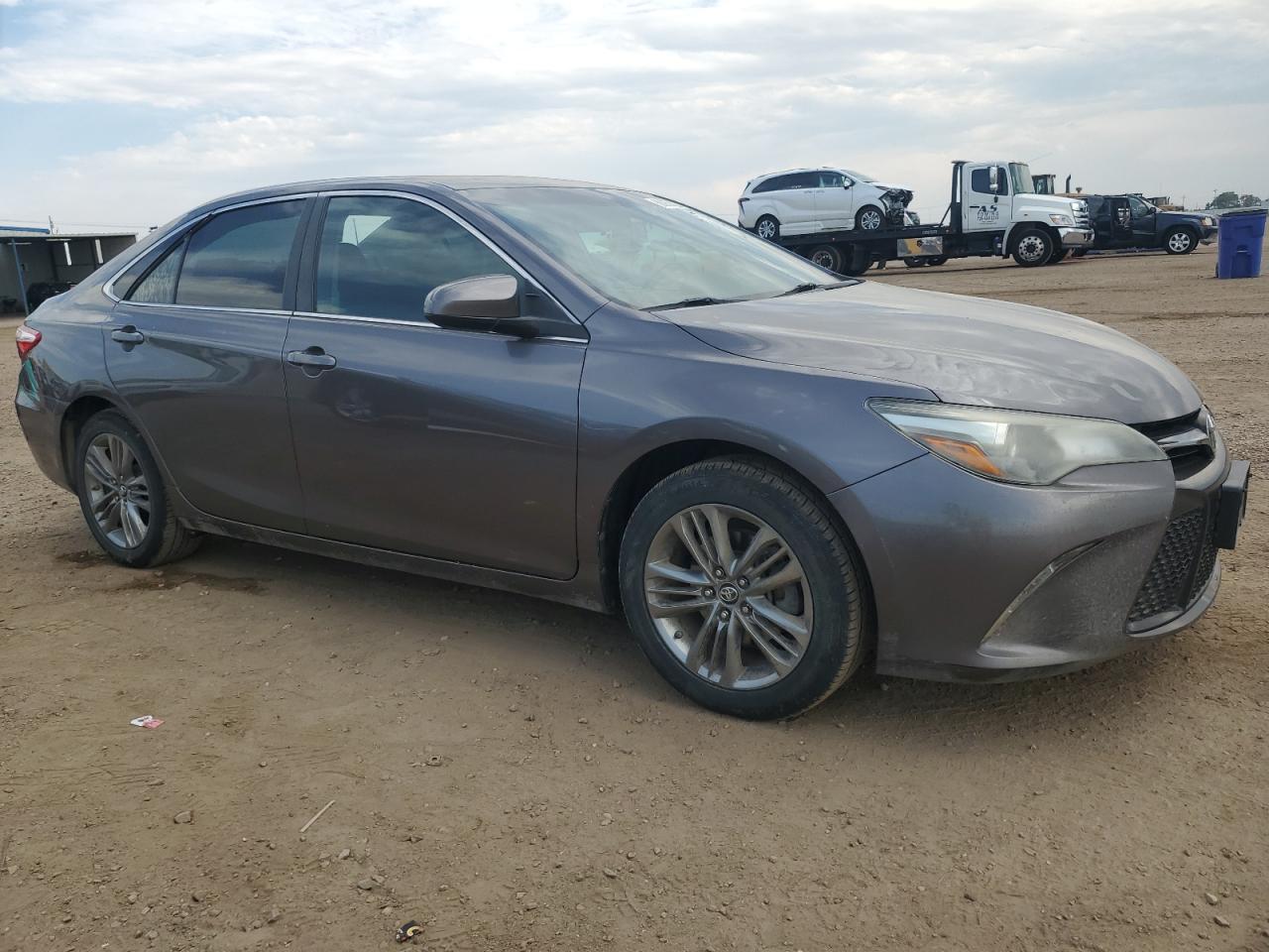 2016 TOYOTA CAMRY