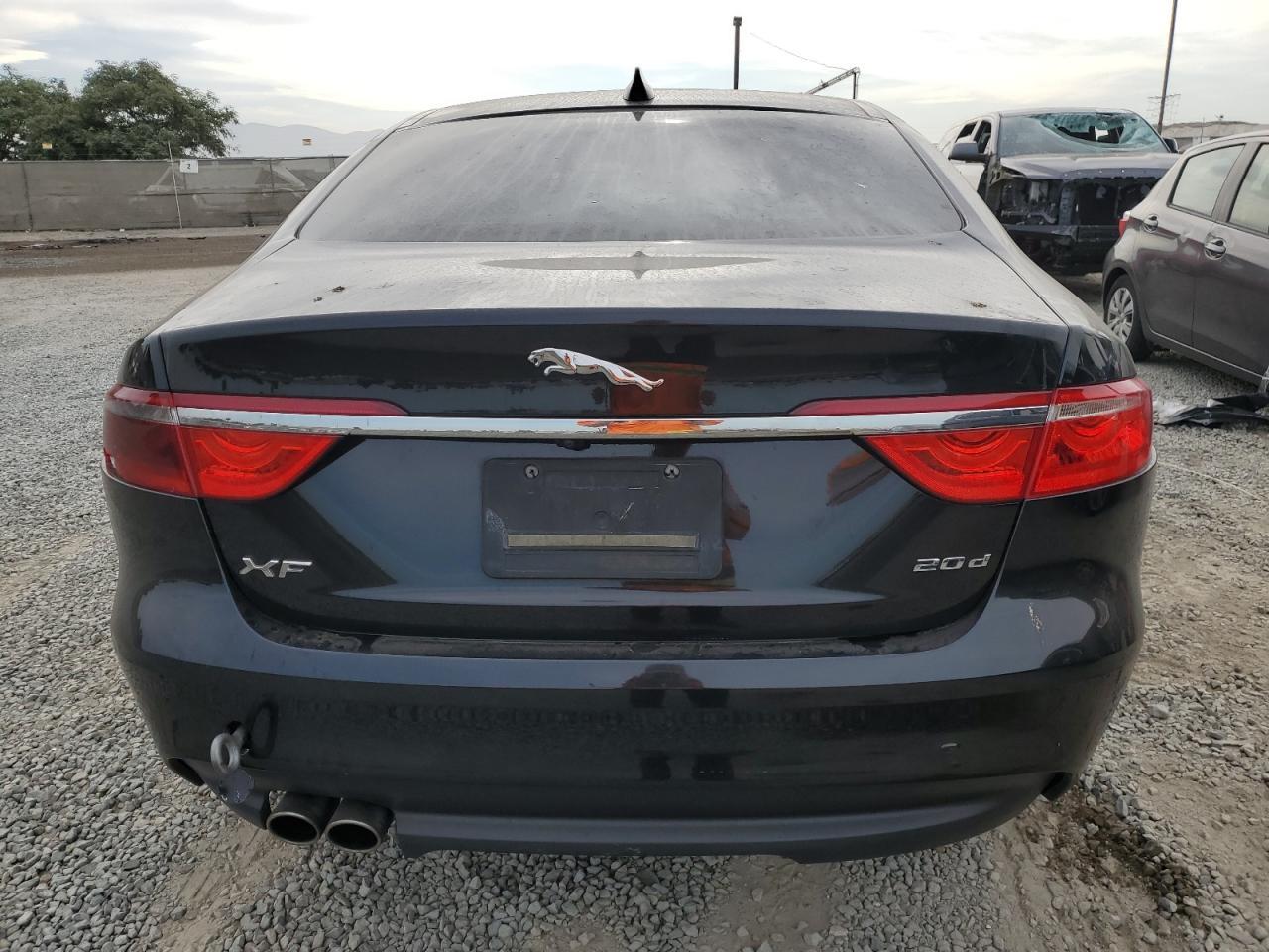 2017 JAGUAR XF