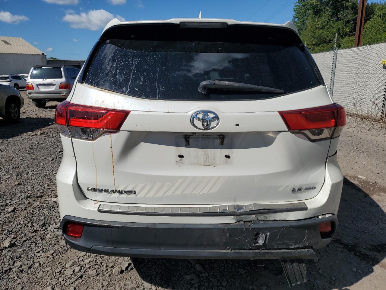 2018 TOYOTA HIGHLANDER