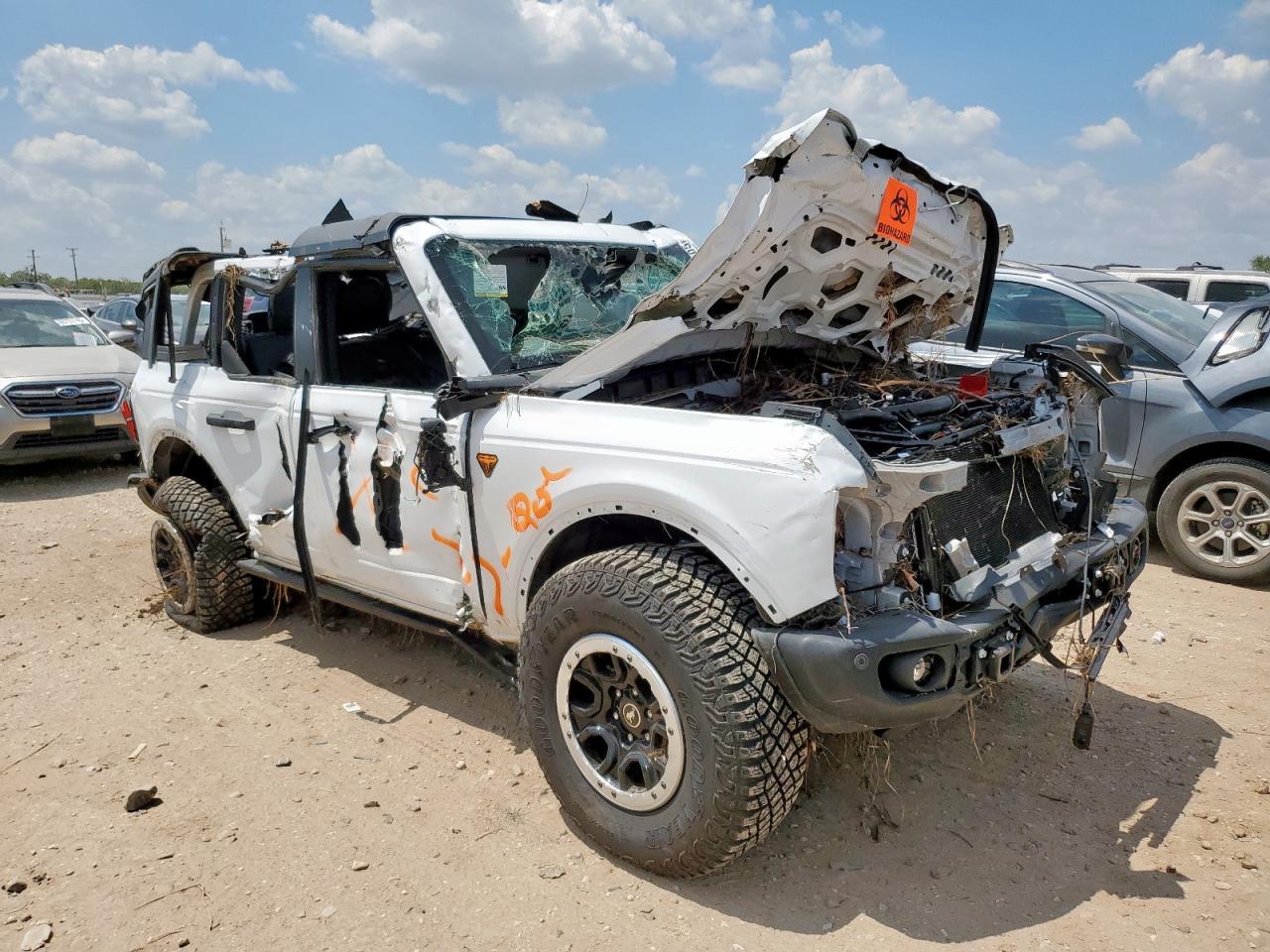 2023 FORD Bronco