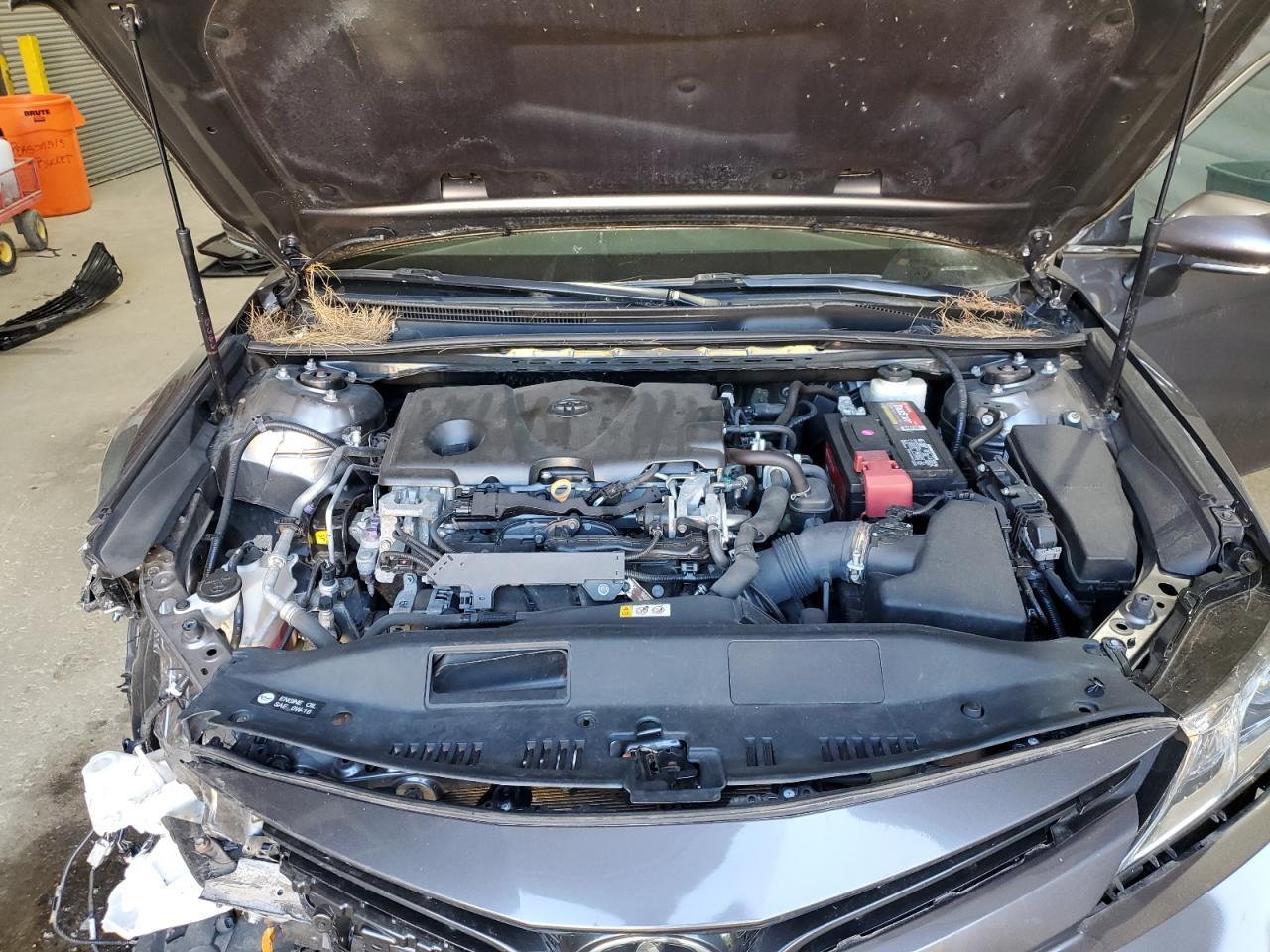 2018 TOYOTA CAMRY