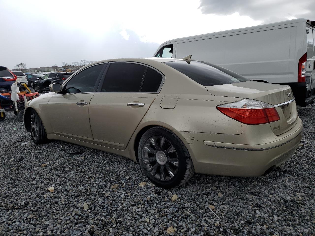 2009 HYUNDAI GENESIS
