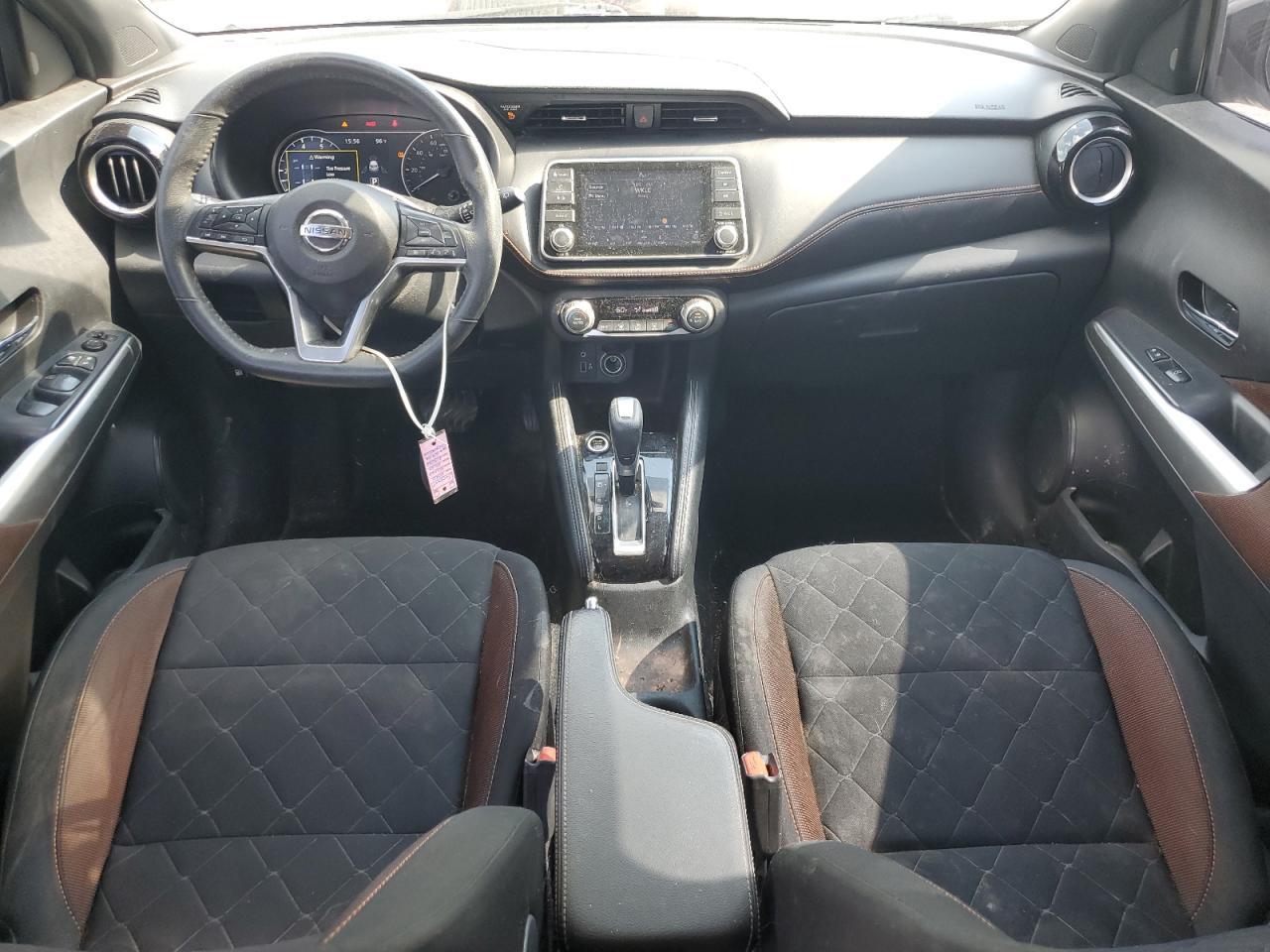 2020 NISSAN KICKS