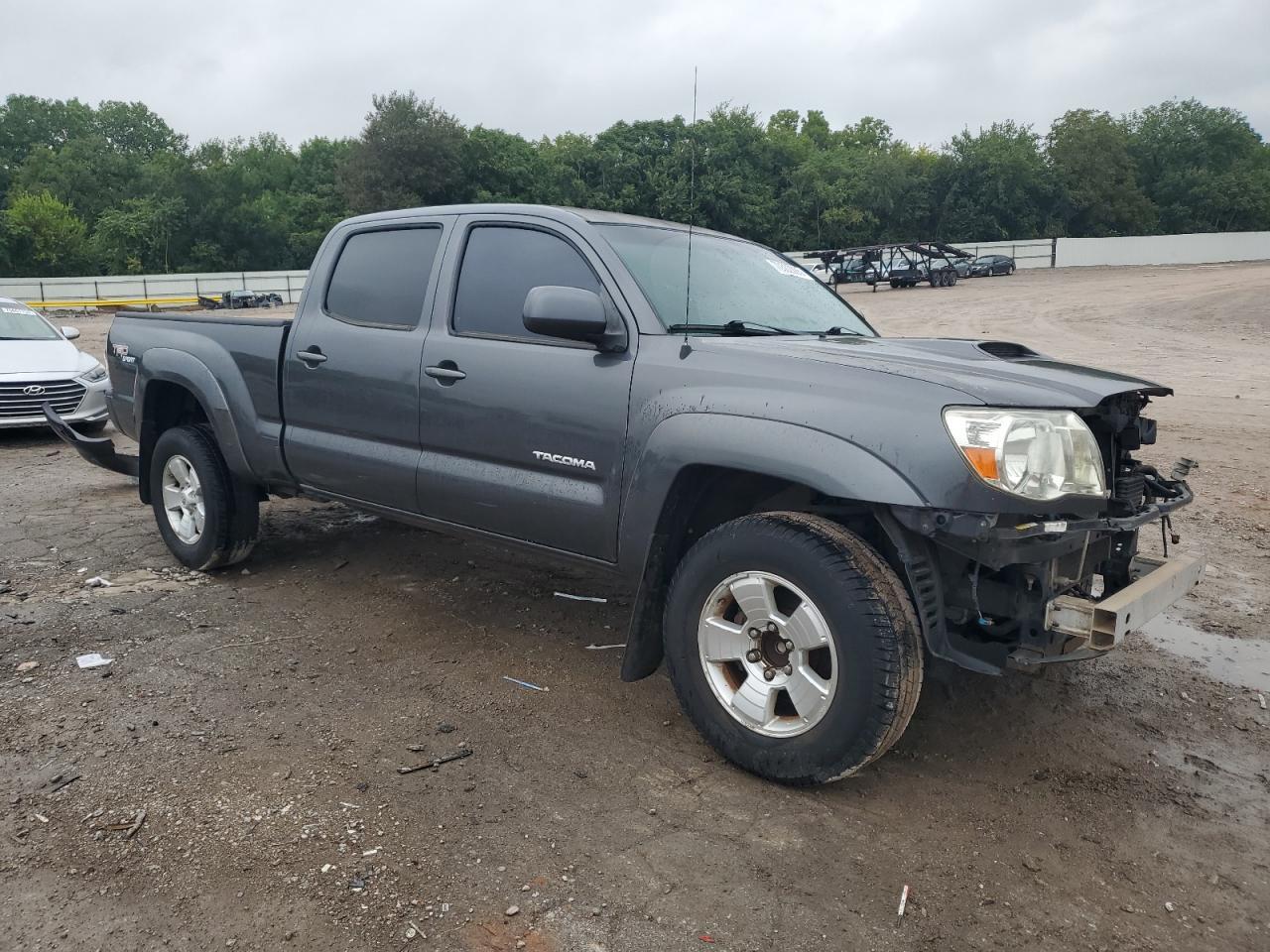 2011 TOYOTA TACOMA