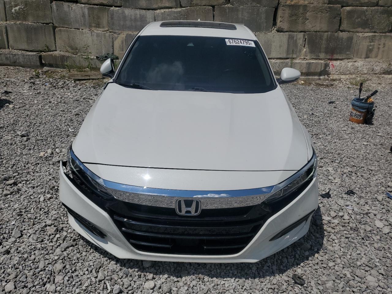 2018 HONDA ACCORD