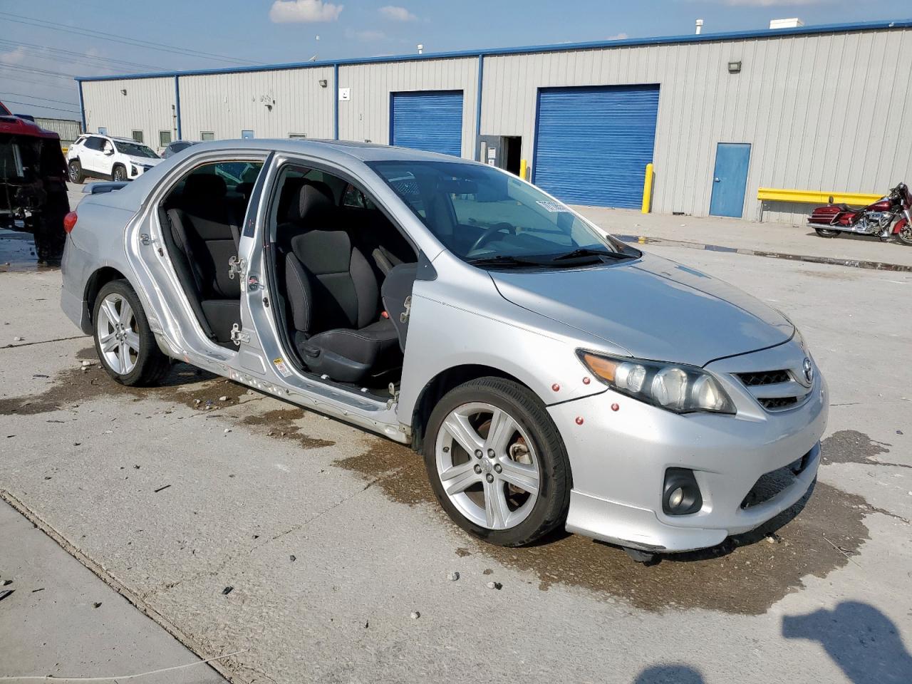 2013 TOYOTA COROLLA