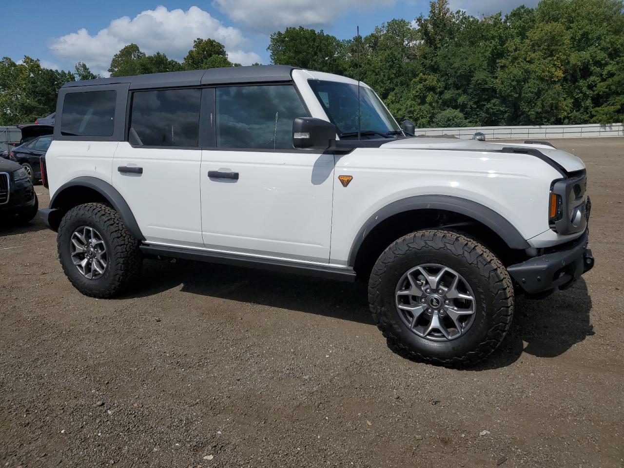 2024 FORD Bronco