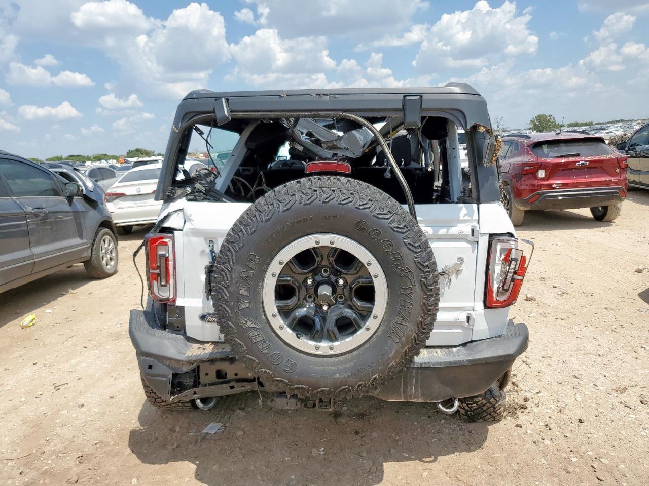 2023 FORD Bronco