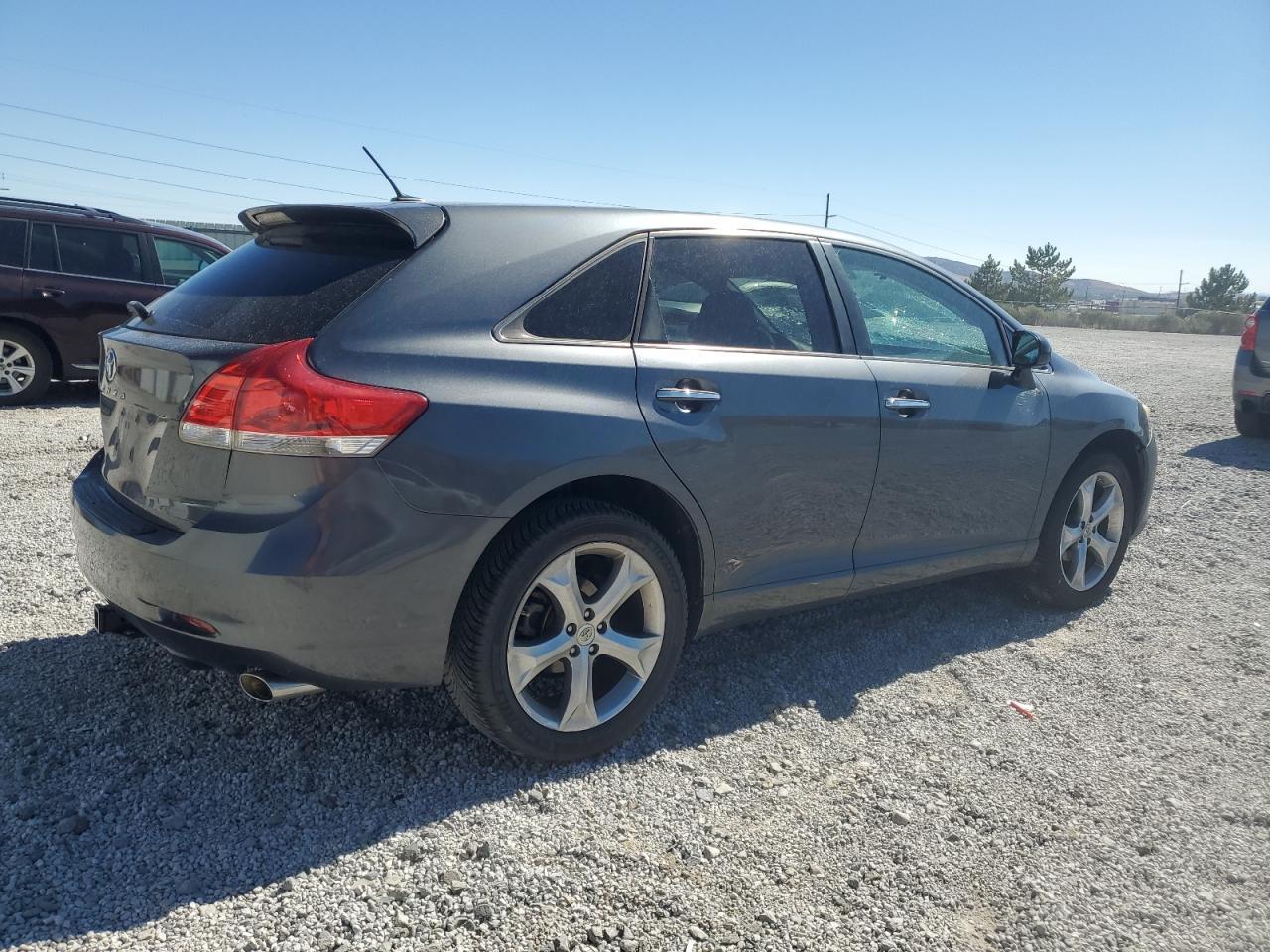2011 TOYOTA VENZA