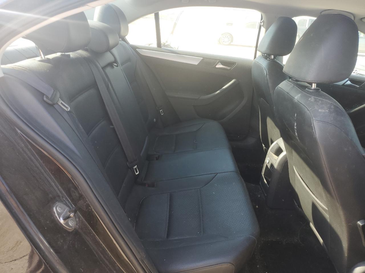 2013 VOLKSWAGEN JETTA