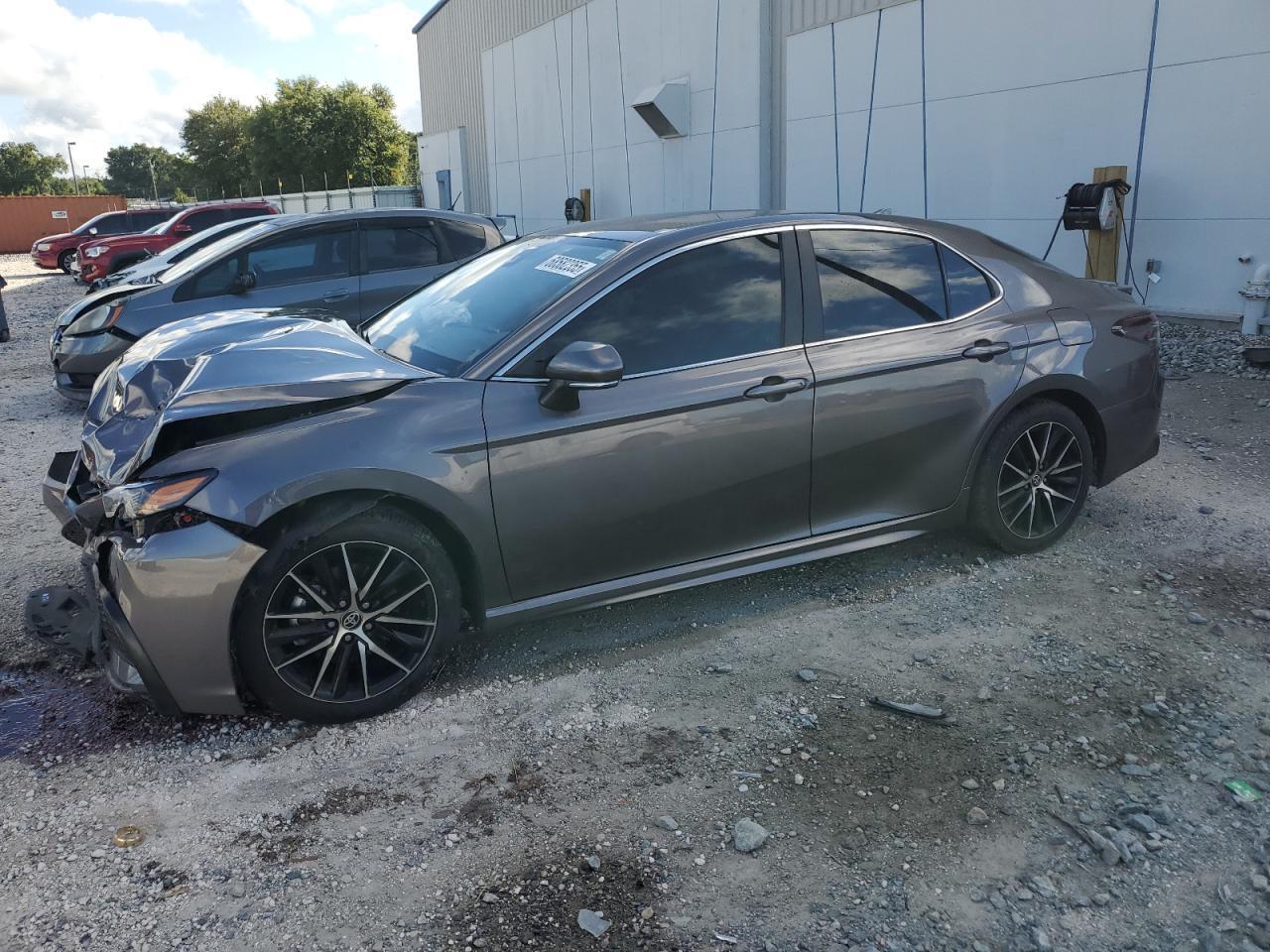 2024 TOYOTA CAMRY