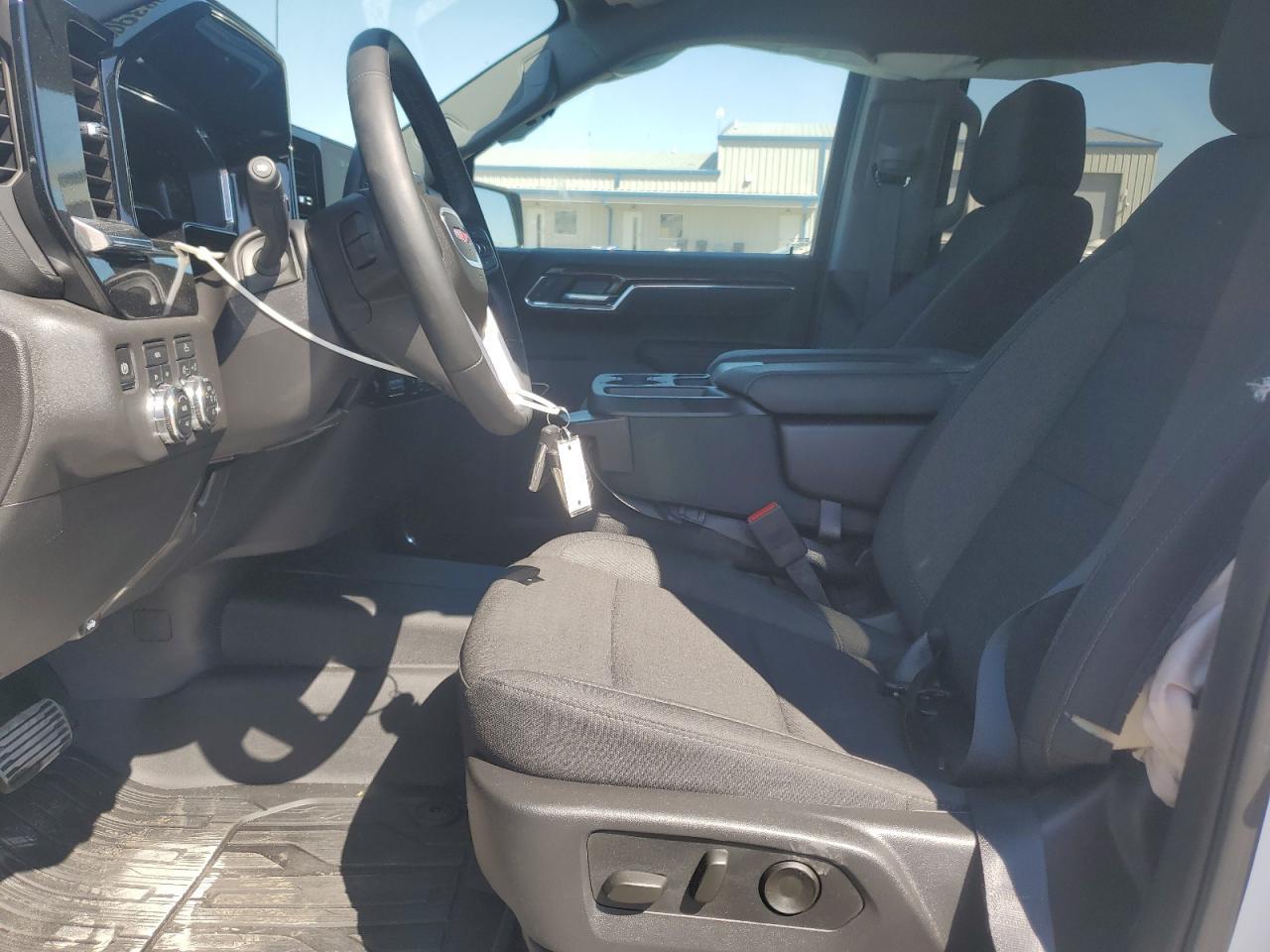 2025 GMC Sierra