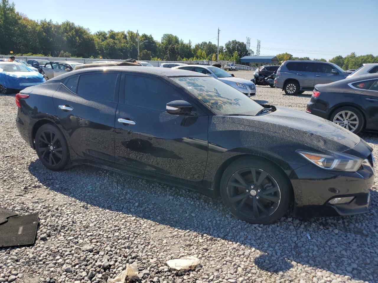 2017 NISSAN Maxima